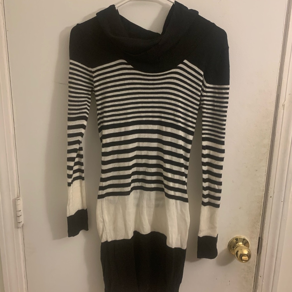 Turtle neck dress